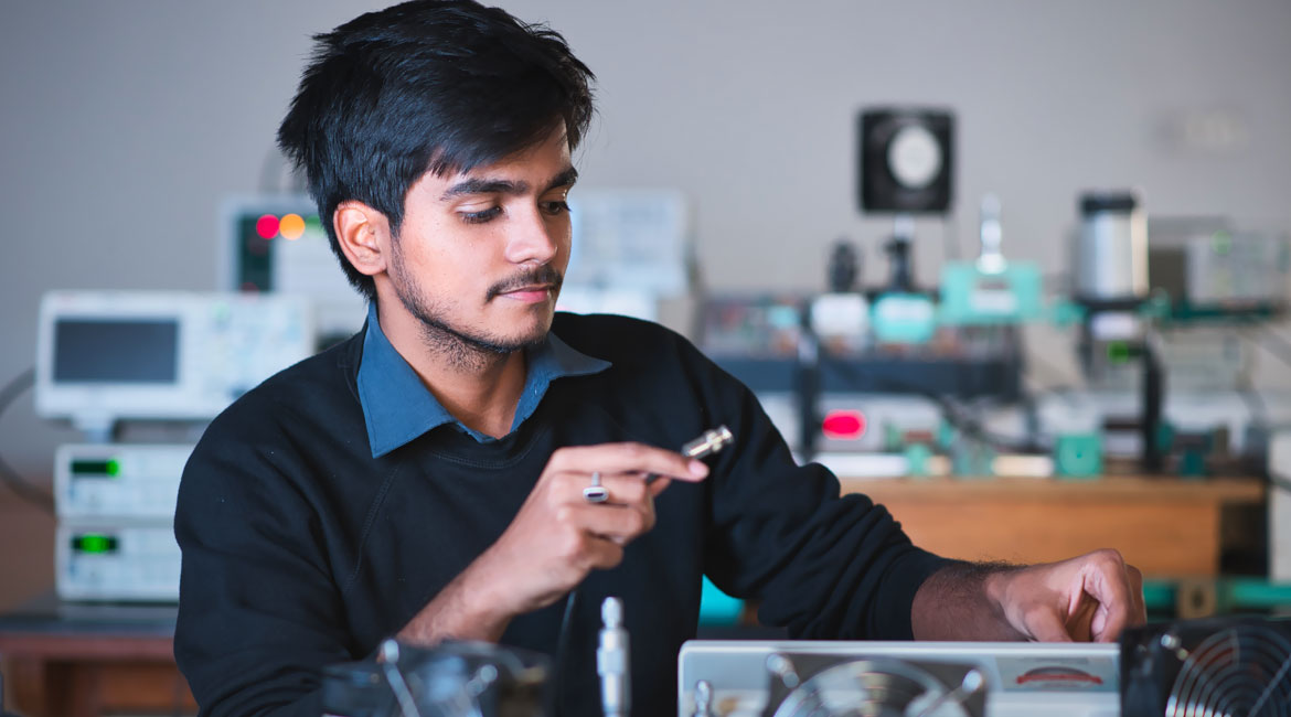 Electrical & Electronics Engineering colleges in Coimbatore, Best ece colleges in coimbatore,  top 10 engineering colleges in coimbatore, best engineering colleges in coimbatore, top ranking engineering colleges in coimbatore, top colleges in coimbatore